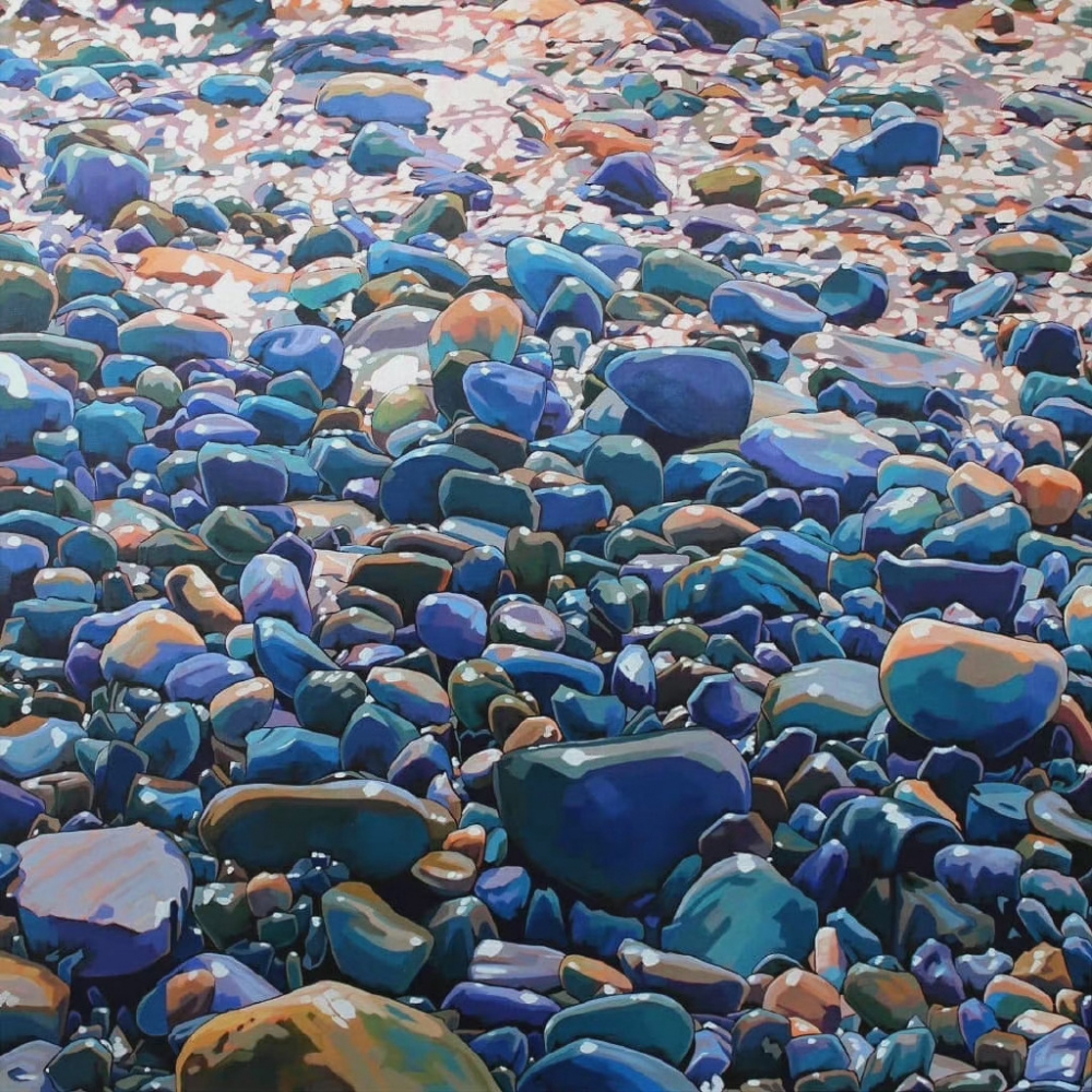 五彩缤纷的海边石头
